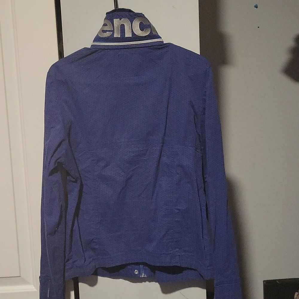 Bench Spring Coat - Picture 5 of 6